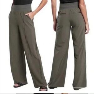 Athleta Nolita Wide Leg pant sz. 18